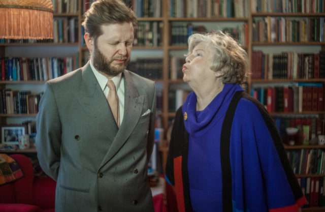 Ragnar_Kjartansson, Me and My Mother, 2015