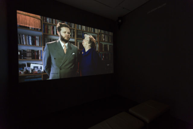 Ragnar_Kjartansson, Me_And_My_Mother, 2015—Photo by Eileen Travell