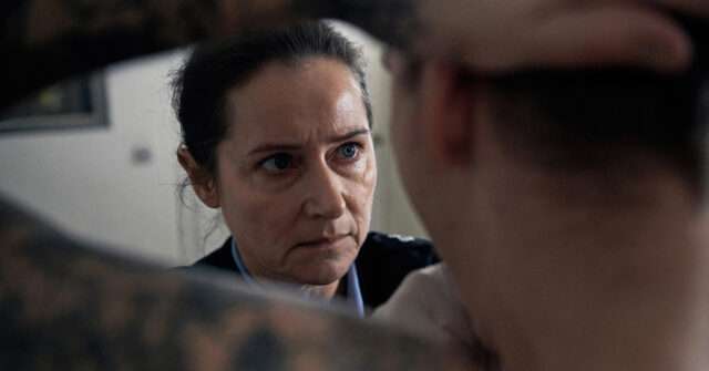 Sidse Babett Knudsen in Sons