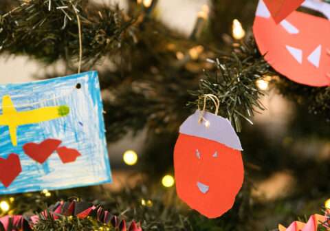 HOLIDAY FAMILY CRAFTS: A SILVER ANNIVERSARY WORKSHOP