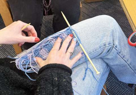 BEGINNERS' KNITTING WITH HILARY SNELL